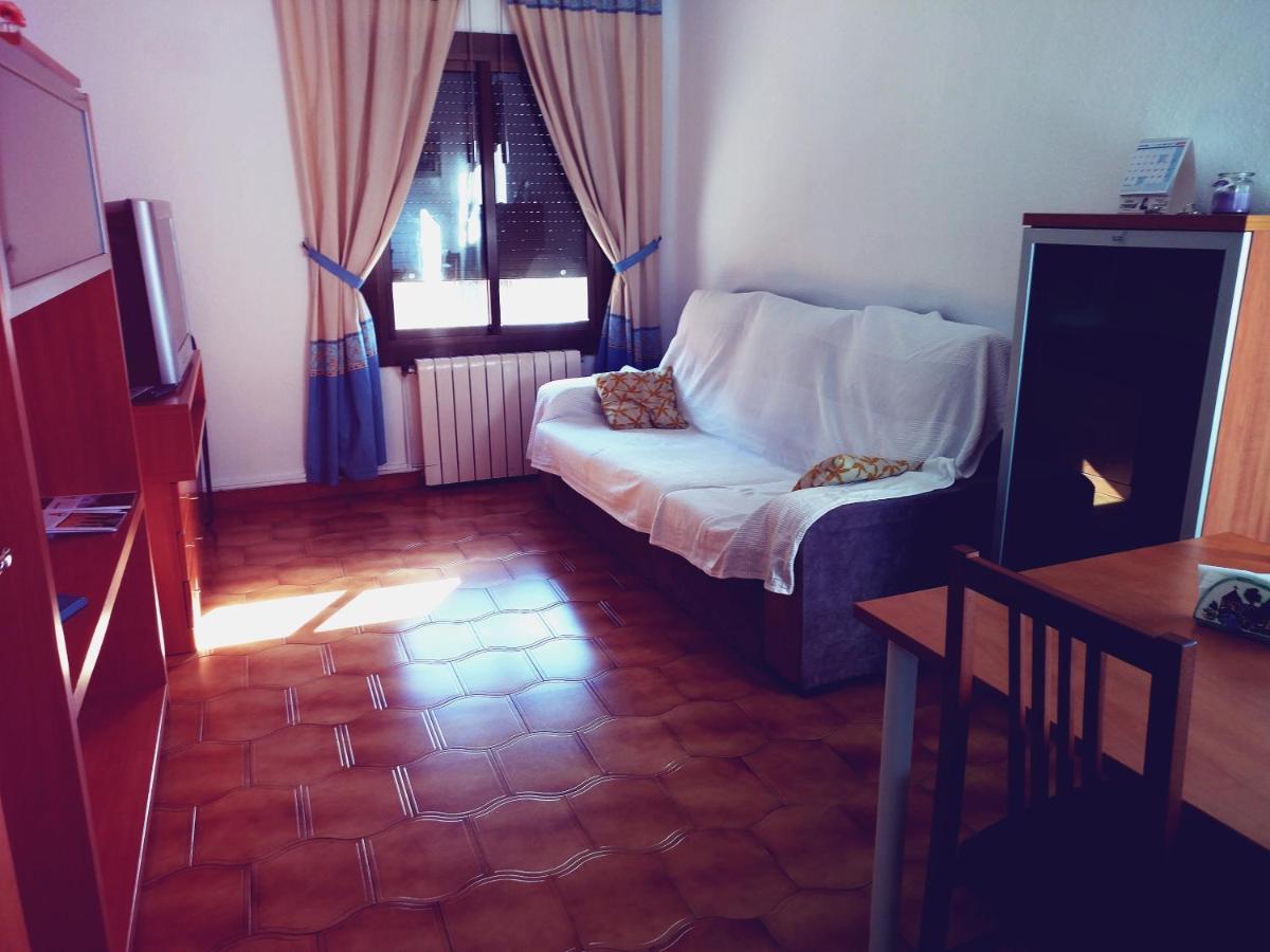 Apartamento 3 Habitaciones En El Centro De Teruel Kültér fotó